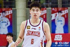 兩大火力點(diǎn)！程帥澎&陸文博合計(jì)7記三分拿下33分