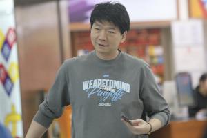 邱彪談齊魯?shù)卤龋合Ｍ覀兺角斑M(jìn)&打出好成績(jī) 一起進(jìn)入季后賽