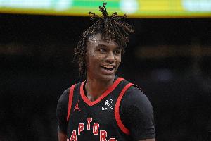 【菜鳥】賈科比三分11中6飆27分 米西對約老師拼下21分9板2斷3帽