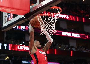 杰倫-格林20中9拿到22分7板 上半場獨得17分