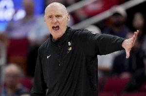 卡萊爾：四天三賽對國王來說很難受 但這是每支球隊都要經(jīng)歷的