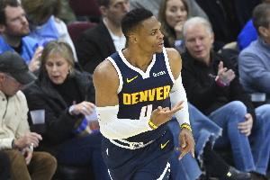 耍點小聰明??米西一罰為何無效重罰？原來是威少在搞小動作??