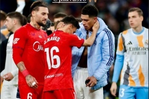 貝林厄姆社媒曬與J-納瓦斯合照：祝賀你度過精彩的職業(yè)生涯