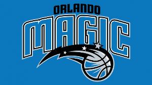 抹平分差進(jìn)入末節(jié)！魔術(shù)第三節(jié)轟出36-21凈勝綠軍15分