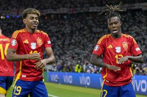 記者：拜仁關注西班牙邊鋒尼科-威廉姆斯，預計轉會費5000-6000萬歐