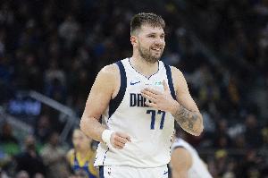 獨(dú)行俠VS開拓者：東契奇在傷缺兩場后迎來復(fù)出