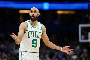 ???♂?綠軍4分不敵魔術(shù)裁判報(bào)告：2次漏判！綠軍虧了4罰1擲