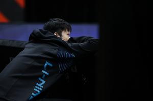 媒體人：丁彥雨航的深蹲拿了滿分 這說明膝蓋的傷勢(shì)恢復(fù)還不錯(cuò)