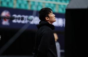 媒體人：丁彥雨航在深蹲測(cè)試拿了滿分