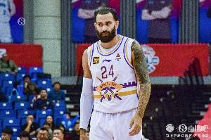 內(nèi)線強(qiáng)勢可惜空砍！里勒20中11&7罰全中空砍30分7助攻