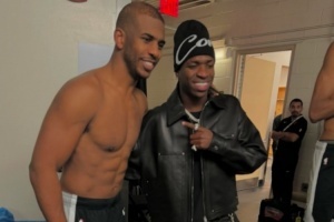 跨界聯(lián)動！維尼修斯與保羅和文班合影 保羅這身材讓人羨慕??