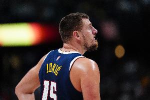 盤(pán)點(diǎn)|HoopsHype評(píng)2024年聯(lián)盟Top24球員：詹姆斯10杜蘭特12庫(kù)里15