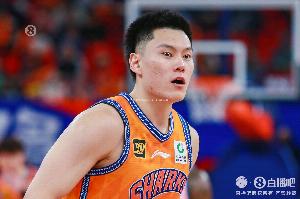 李弘權(quán)：新疆客場(chǎng)是CBA里最好吃的一站 抓飯&羊肉&烤串兒都喜歡