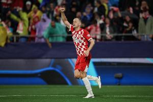 范德貝克：我在赫羅納找回踢球的快樂，在曼聯的經歷像坐過山車