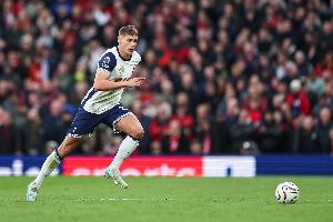 西媒：皇馬關(guān)注范德文和盧克巴，球員符合要求但轉(zhuǎn)會(huì)費(fèi)太貴