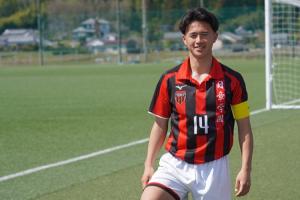 最強日本高中生？??高岡伶颯頭頂腳踢半場戴帽，明年將登陸英超