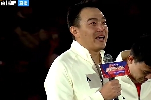??馮瀟霆哭泣：唯一遺憾是沒進世界杯！我們這代人就差這么一點