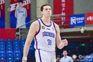 ??真的很努力！詹姆斯47分鐘20中12空砍36分15板3助2斷2帽