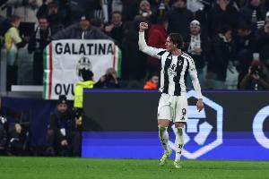 全市場：相關(guān)當(dāng)局追查佛羅倫薩球迷種族歧視DV9，并獲取影像資料