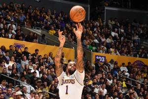 二進宮布魯克林??拉塞爾手握湖人和籃網(wǎng)的單賽季三分命中數(shù)紀錄