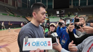 再見莫蘭德開心嗎？楊鳴：他今晚以對手身份出現(xiàn) 沒啥開心的??