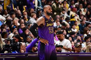 極致自律終成傳奇！勒布朗-詹姆斯40周歲生日快樂