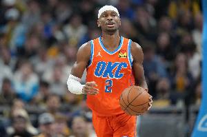 無敵的存在！亞歷山大半場10中9高效砍下23分4板5助 正負(fù)值+26