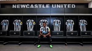 伊薩克：想再次踢歐冠 好久沒在曼聯(lián)主場贏球我度過了美好的一年