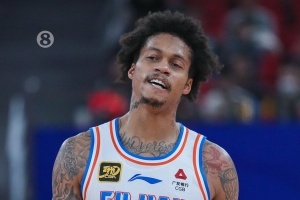 這是外援水平？約瑟夫-楊7中0沒有得分進賬 僅有6助3斷