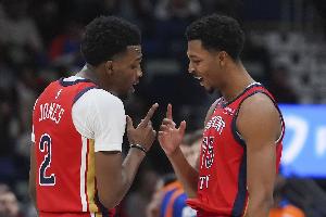 雙頂級3D真香！半場墨菲&赫伯特-瓊斯合力扔進(jìn)5記三分 合砍29分！