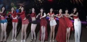 滿屏的大長腿????浙江啦啦隊上新：這個舞蹈適合今天跨年嗎？