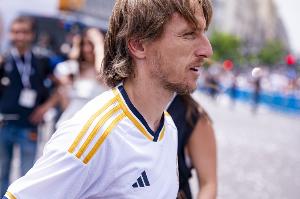 西媒：盡管老佛爺認為魔笛不該再首發(fā)，但球員對賽季后半程很重要