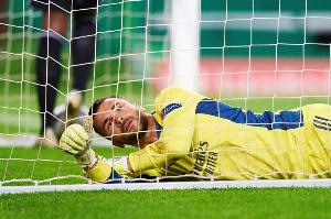 官方：南特簽下里昂34歲門(mén)將洛佩斯，6個(gè)月合同+2年續(xù)約選項(xiàng)