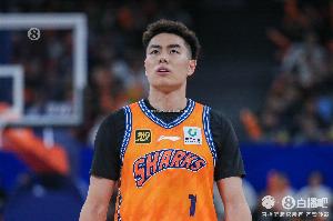 ??生涯新高！李添榮末節(jié)5記三分砍下31分 正負(fù)值+31