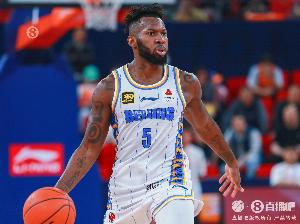 效率太低！杰曼15中4&三分8中1拿到10分5板7助 7次失誤