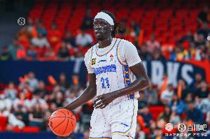 不在狀態(tài)！奧莫特替補(bǔ)18分鐘 6中2僅拿到7分4板&6犯畢業(yè)