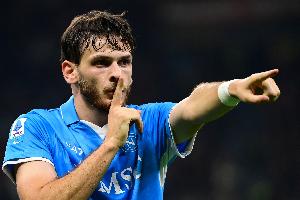 孔蒂：克瓦拉茨赫利亞要求轉(zhuǎn)會，我對他的決定感到很失望