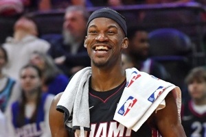 格里芬談巴特勒：我喜歡喜劇 韋德都沒(méi)對(duì)萊利這樣過(guò) 所以我喜歡