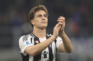 ?伊爾迪茲兩回合都靈德比均有進(jìn)球，是做到這點(diǎn)的第三年輕球員