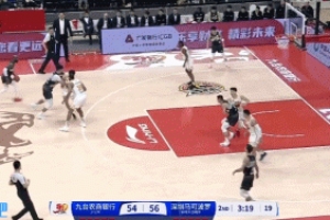 風(fēng)云突變！多米尼克-瓊斯三分帶隊(duì)反超 吉林最多曾落后25分