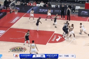 如有神助！賀希寧和盧鵬羽各自進(jìn)三分 深圳開(kāi)場(chǎng)三分6中6領(lǐng)先21分