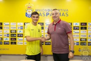 眼光毒辣！2019年佩德里效力拉帕，巴薩2300萬買下年僅16歲的他