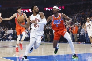 NBA半程總結(jié)：驚喜 失望 太陽(yáng)的未來(lái) 活塞的崛起 騎士大戰(zhàn)雷霆