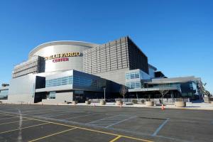 原計(jì)劃斥資13億！76人放棄市中心新建球館計(jì)劃 改為翻新當(dāng)前主場(chǎng)