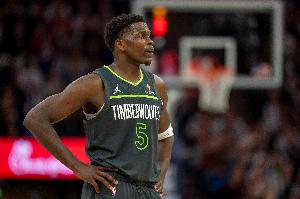 ??末節(jié)9分鐘怒砍20分！華子25中14爆砍41分6板7助??