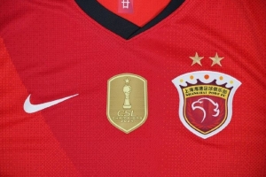 從2025賽季開始，象征前一賽季衛(wèi)冕冠軍星標(biāo)識(shí)將展示在球衣上