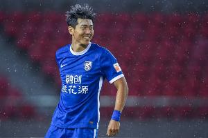 武漢三鎮(zhèn)熱身賽2比1戰(zhàn)勝佛山南獅，劉奕鳴確認(rèn)不會離開三鎮(zhèn)