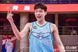 ESPN最新一期2025年Top100榜單：楊瀚森從第77跌至第90