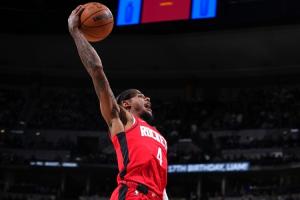 ??游刃有余！杰倫-格林三節(jié)打卡34分 三分神準(zhǔn)+砸扣兇狠??