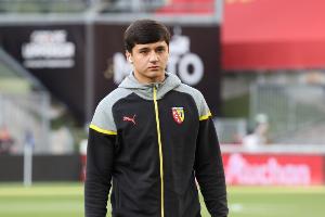 記者：庫薩諾夫正在接受曼城體檢，轉(zhuǎn)會費5000萬歐包含獎金